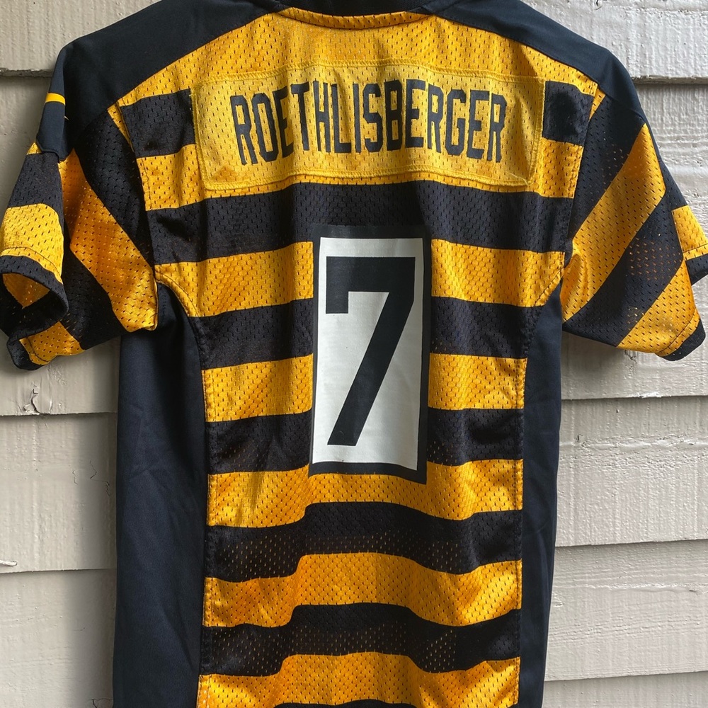Nike Pittsburg steelers jerey in kids